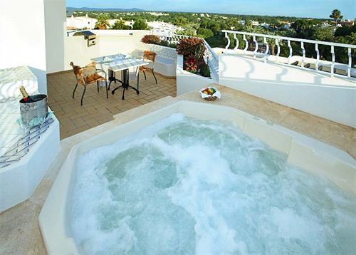 Отель Four Seasons Fairways Кинта-до-Лаго Экстерьер фото